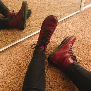 Dr Marten Leyton boots, UK4, US6